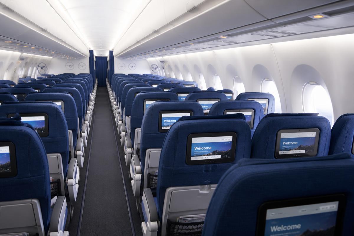 Return flights on Azerbaijan Airlines